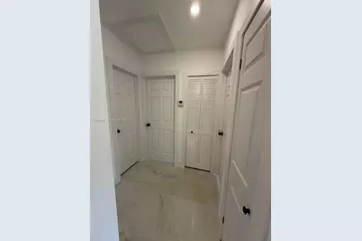 1055 NW 143rd St, Miami, FL 33168 - Photo 32