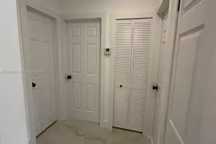 1055 NW 143rd St, Miami, FL 33168 - Photo 32