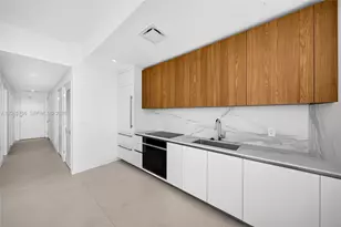 1400 Biscayne Blvd, Miami, FL 33132 - Photo 12