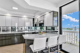 2000 Island Blvd, Aventura, FL 33160 - Photo 2
