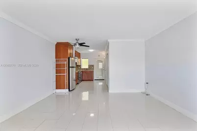 851 Meridian Ave #24, Miami Beach, FL 33139 - Photo 8