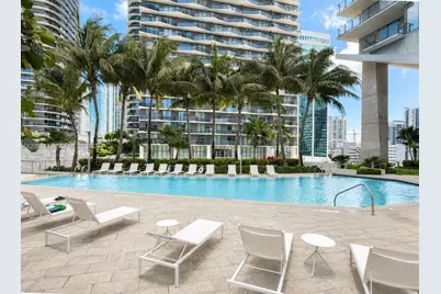 88 SW 7th St #1908, Miami, FL 33130 - Photo 8