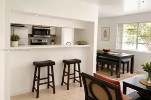 15295 SW 107th Ln, Miami, FL 33196 - Photo 2