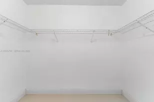 10895 NW 7th St, Miami, FL 33172 - Photo 10