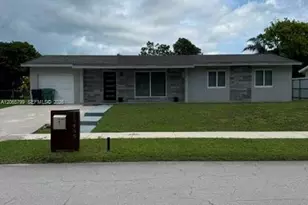 15435 SW 108th Ct, Miami, FL 33157 - Photo 2
