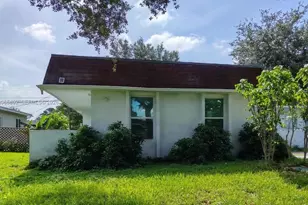 3141 N 73rd Ave, Hollywood, FL 33024 - Photo 2