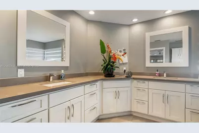 1097 Smoke Tree Ct, Weston, FL 33326 - Photo 22