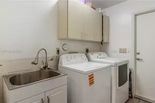1097 Smoke Tree Ct, Weston, FL 33326 - Photo 34