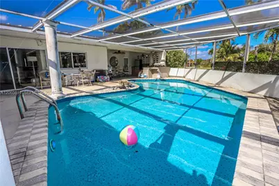 910 N 14th Ct, Hollywood, FL 33020 - Photo 24