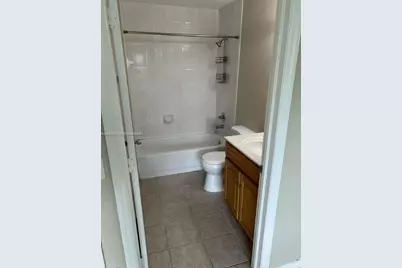 61 NE 13th Ave, Homestead, FL 33033 - Photo 10