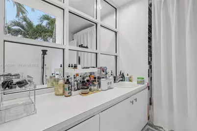 16581 NW 84th Ave, Miami Lakes, FL 33016 - Photo 32