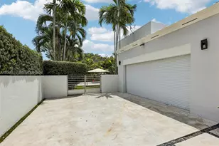 16581 NW 84th Ave, Miami Lakes, FL 33016 - Photo 56