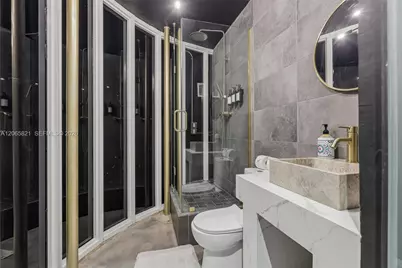 16581 NW 84th Ave, Miami Lakes, FL 33016 - Photo 38