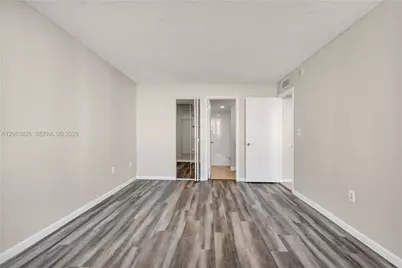 1300 NE Miami Gardens Dr #714E, Miami, FL 33179 - Photo 22