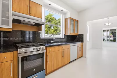 1525 Calais Dr, Miami Beach, FL 33141 - Photo 26