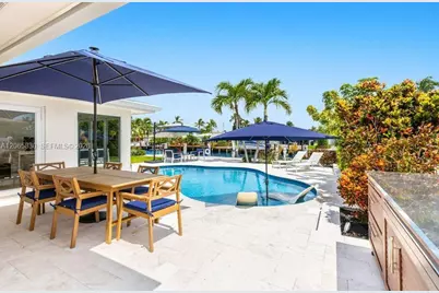 261 SE 4th St, Pompano Beach, FL 33060 - Photo 34