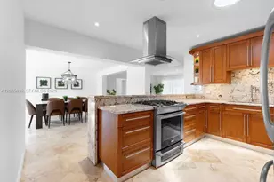 261 SE 4th St, Pompano Beach, FL 33060 - Photo 20