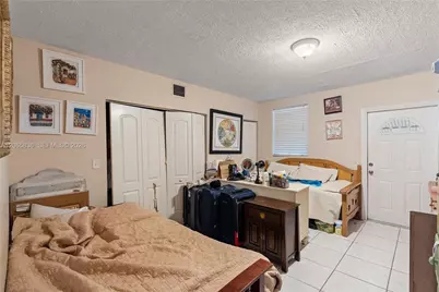 125 SE 2nd Ter, Hallandale Beach, FL 33009 - Photo 28