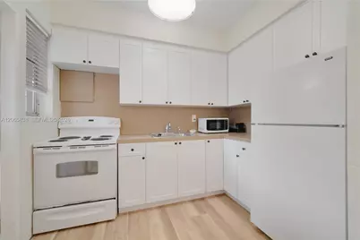 2893-2895 SW 37th Ct, Miami, FL 33134 - Photo 16