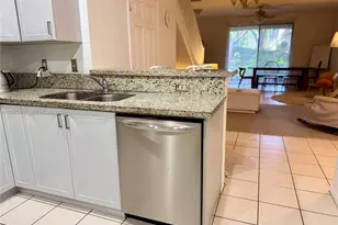 3973 Orange Tree Ln, Weston, FL 33332 - Photo 4