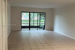 301 Lakeview Dr, Weston, FL 33326 - Photo 10