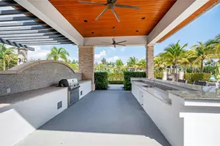 10461 NW 82nd St, Doral, FL 33178 - Photo 42