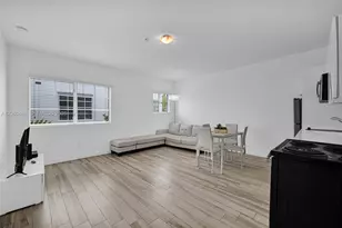 1560 Meridian Ave, Miami Beach, FL 33139 - Photo 2