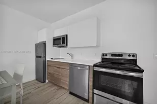 1560 Meridian Ave, Miami Beach, FL 33139 - Photo 4