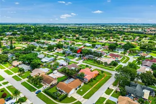 1250 Belmore Terrace, Wellington, FL 33414 - Photo 44