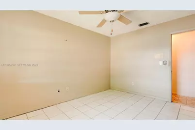 10710 SW 32nd St, Miami, FL 33165 - Photo 28