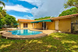 10710 SW 32nd St, Miami, FL 33165 - Photo 40