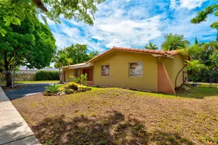 10710 SW 32nd St, Miami, FL 33165 - Photo 8