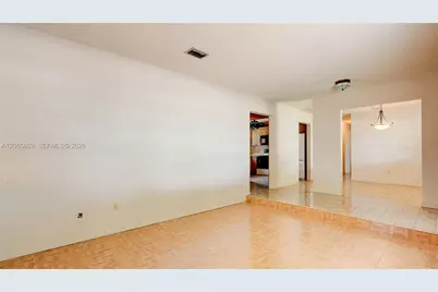 10710 SW 32nd St, Miami, FL 33165 - Photo 10