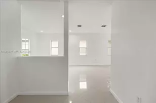 1720 NE 35th Ave, Homestead, FL 33033 - Photo 14