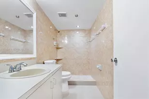 8050 NW 8th St, Miami, FL 33126 - Photo 24