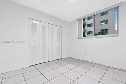8050 NW 8th St #1110, Miami, FL 33126 - Photo 28