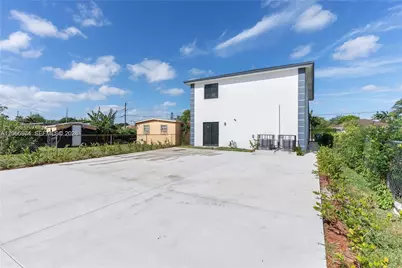 634 SW 7th St, Homestead, FL 33030 - Photo 18