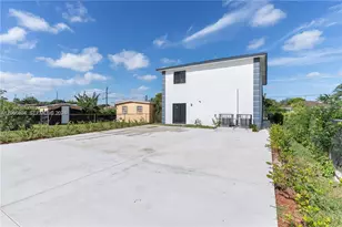 634 SW 7th St, Homestead, FL 33030 - Photo 18