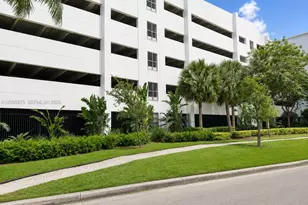 14951 Royal Oaks Ln, North Miami, FL 33181 - Photo 44