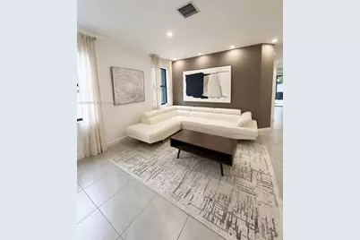 3555 W 106th St, Hialeah, FL 33018 - Photo 6