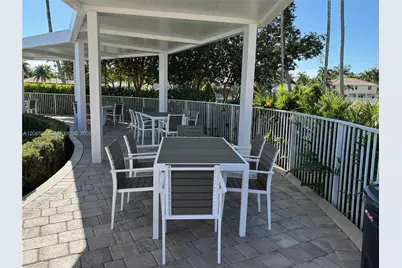 1073 Allamanda Way, Weston, FL 33327 - Photo 14