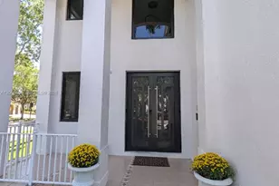 1073 Allamanda Way, Weston, FL 33327 - Photo 2
