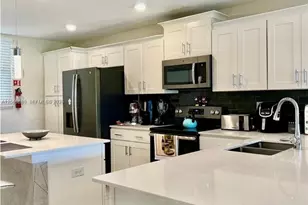 3111 Paradox, Kissimmee, FL 34746 - Photo 2