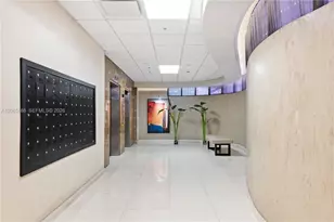 1621 Collins Ave, Miami Beach, FL 33139 - Photo 18