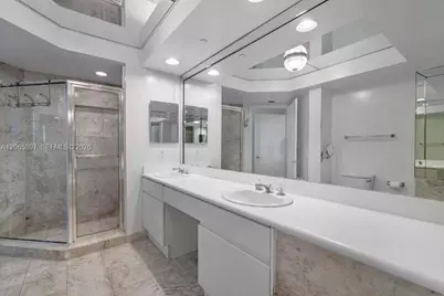 16400 Collins Ave #2842, Sunny Isles Beach, FL 33160 - Photo 22