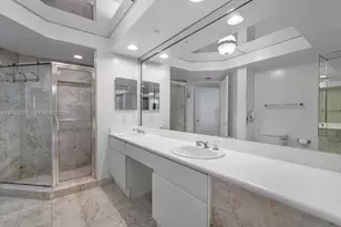 16400 Collins Ave, Sunny Isles Beach, FL 33160 - Photo 22