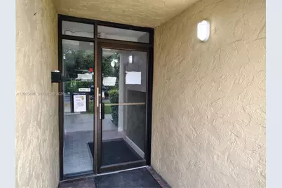 733 SE 1st Way #109, Deerfield Beach, FL 33441 - Photo 6