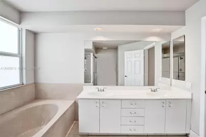 9308 NW 8th Cir, Plantation, FL 33324 - Photo 38
