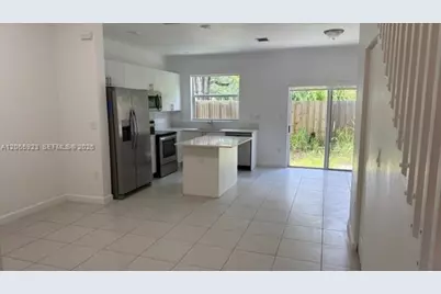 2608 SE 19th St, Homestead, FL 33035 - Photo 4