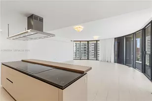 1000 Brickell Plaza, Miami, FL 33131 - Photo 14